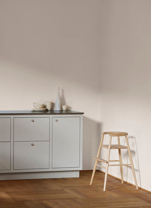 ND54 High Chair